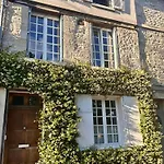Duplex Downtown Abbaye By La Boite En 아파트 상리스