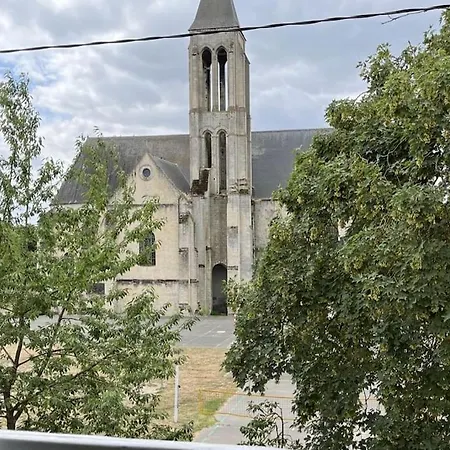 Duplex Downtown Abbaye By La Boite En 아파트