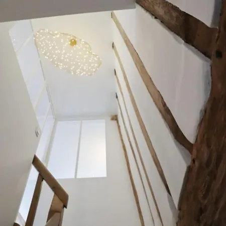 Duplex Downtown Abbaye By La Boite En * Senlis (Oise)