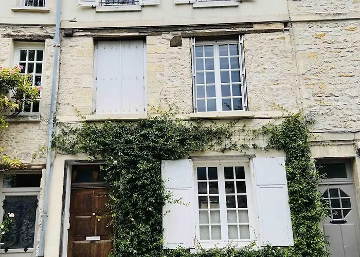 Duplex Downtown Abbaye By La Boite En *